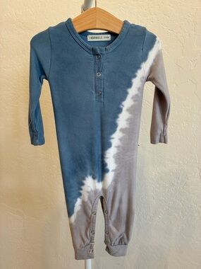 Fairwell Blue and Gray Tie-Dye Long Sleeve Baby One-Piece